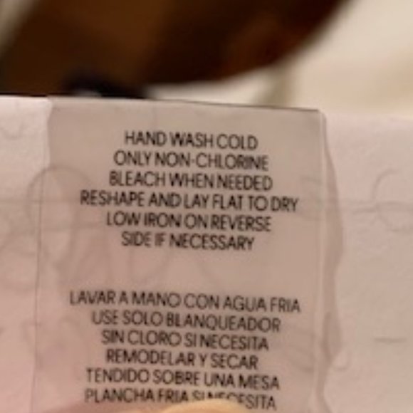 2 x *HP* Calvin Klein white sweater - Picture 5 of 14